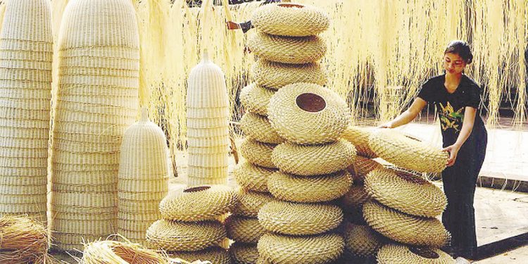 Làng ngề mây tre đan Hoằng Thịnh