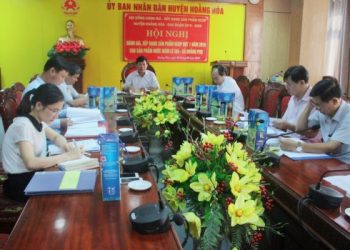 Hội nghị đánh giá, xếp hạng sản phẩm OCOP đợt 1 năm 2019 cho sản phẩm nước mắm Lê Gia xã Hoằng Phụ.